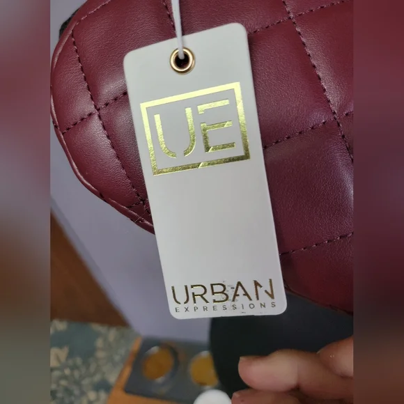 Urban expressions quilted shoulder bag gold tone metal-wine - Picture 7 of 12